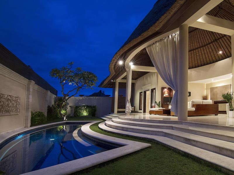 Arsa Villa Bali Seminyak Exteriör bild