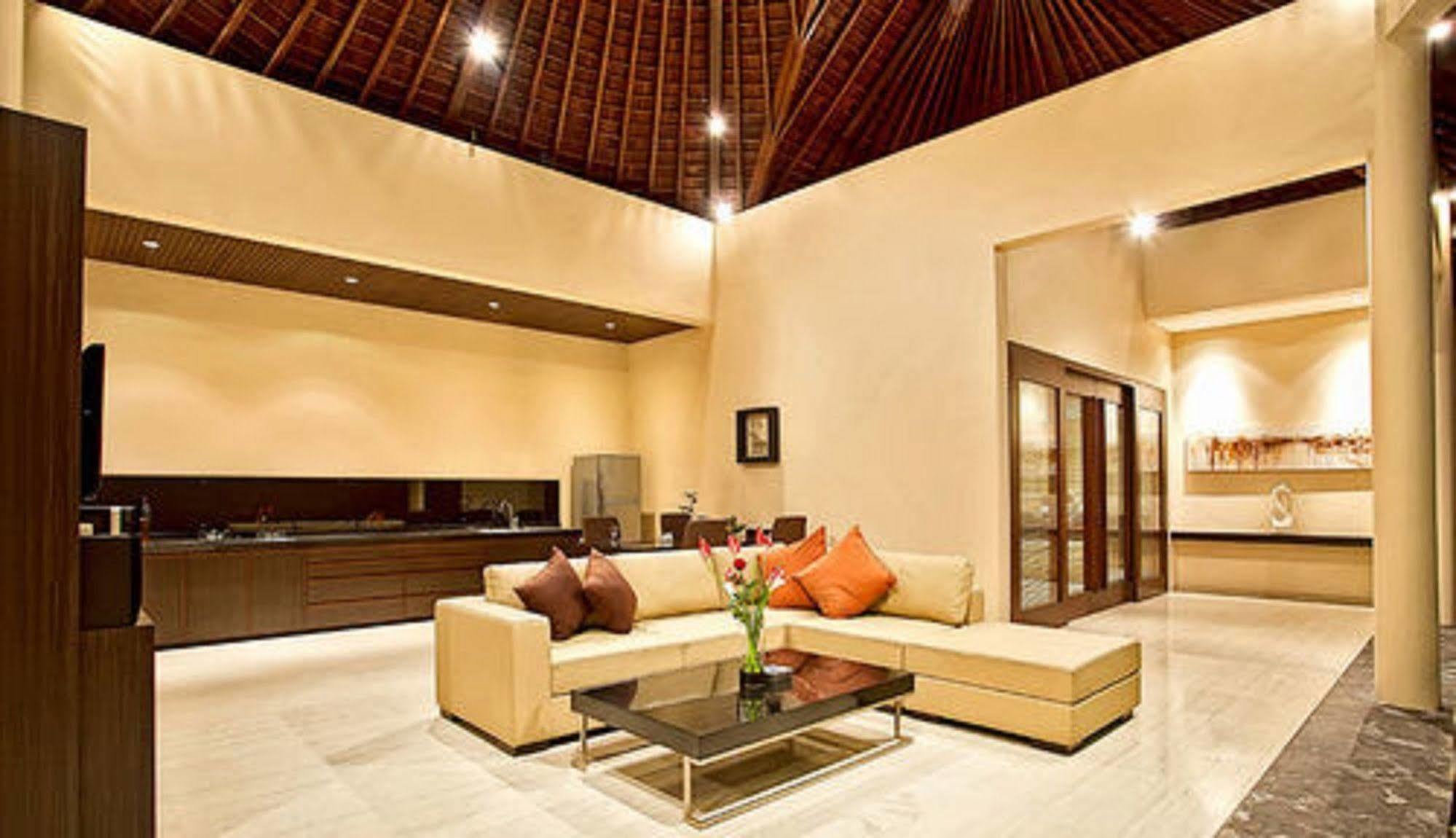 Arsa Villa Bali Seminyak Exteriör bild