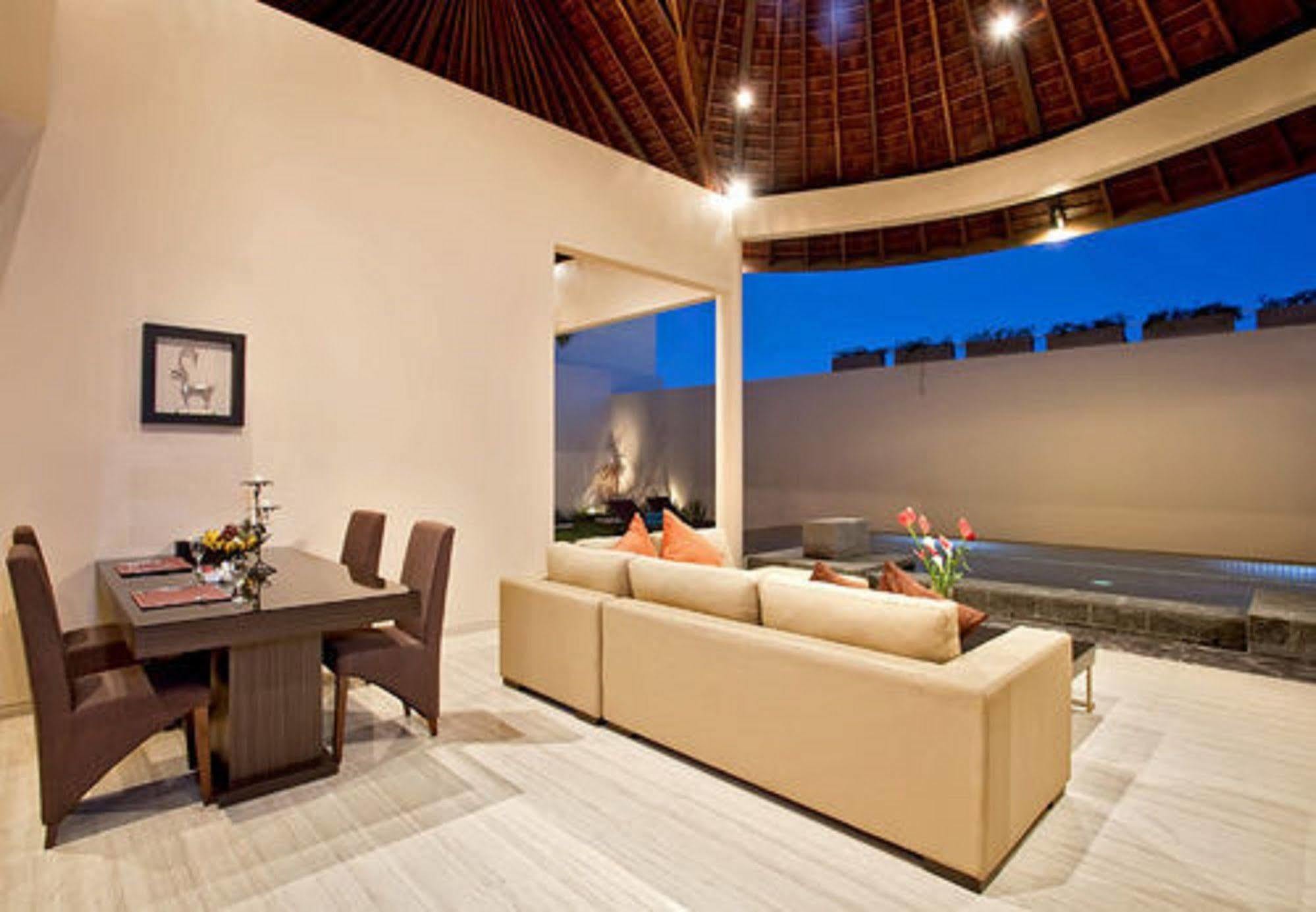 Arsa Villa Bali Seminyak Exteriör bild