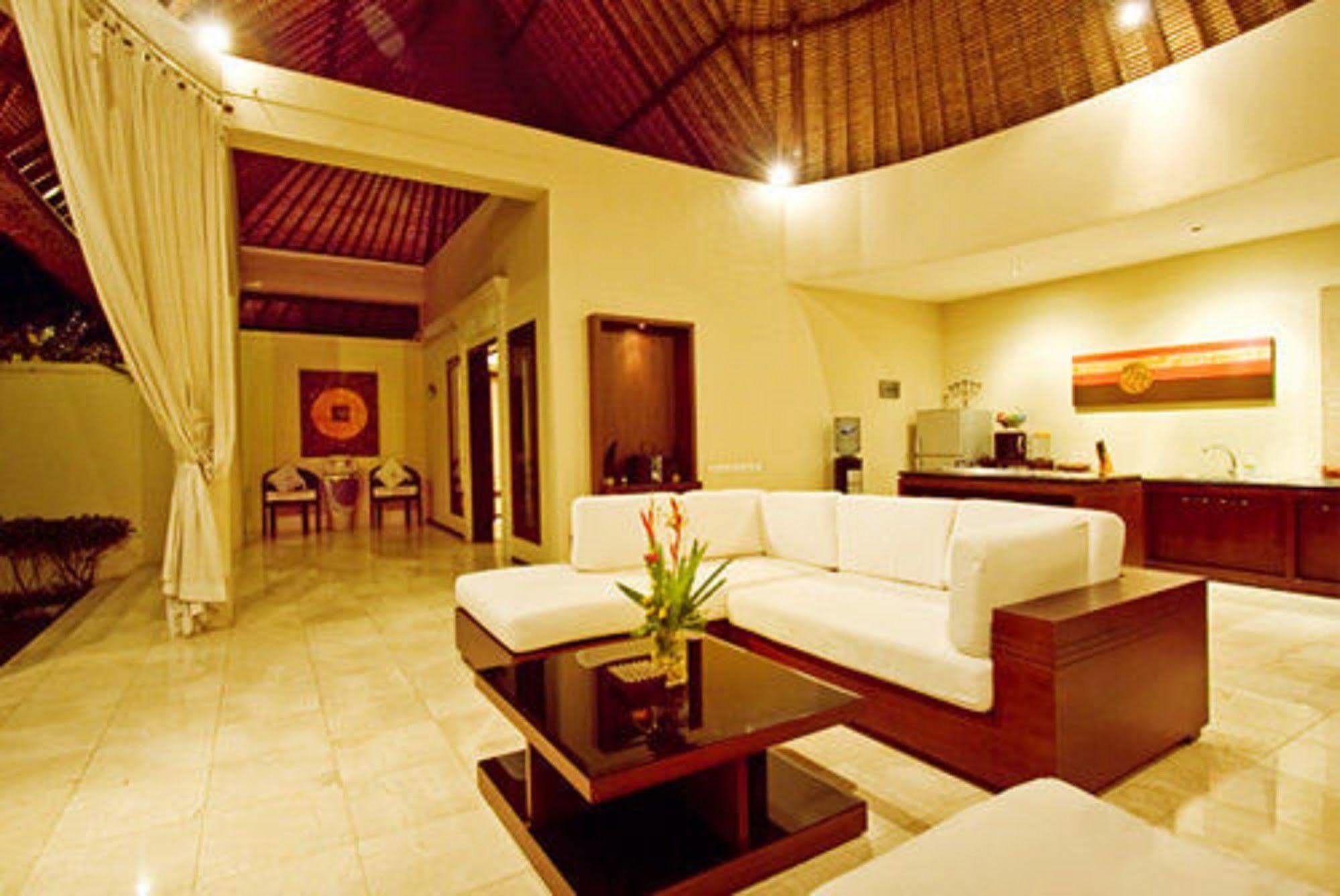 Arsa Villa Bali Seminyak Exteriör bild